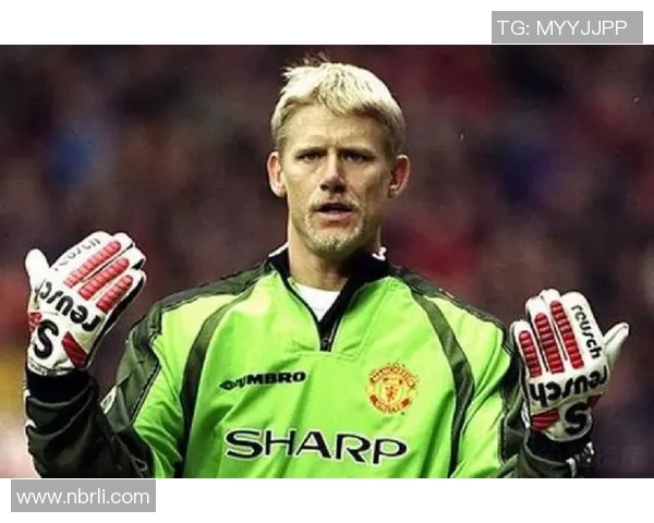 全面解读世界顶级足球球星成长历程与辉煌成就全景纪实